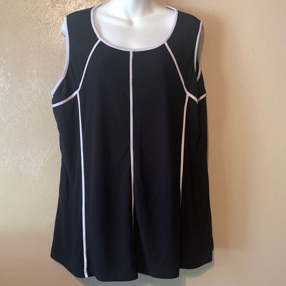 Alfani Black Sleeveless Tank with White Piping